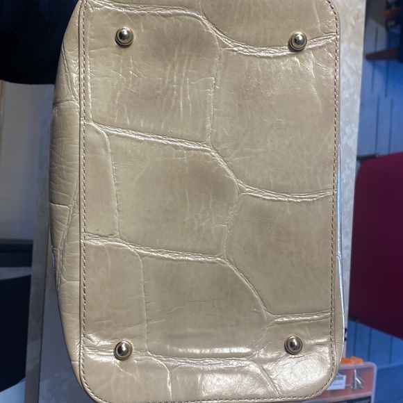 Brahmin Amelia Taupe Callisto Bag - Picture 11 of 11